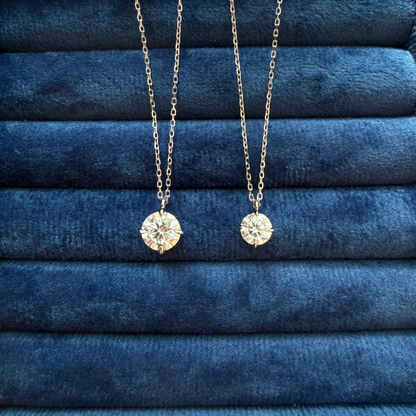 Faye Pendent Necklace