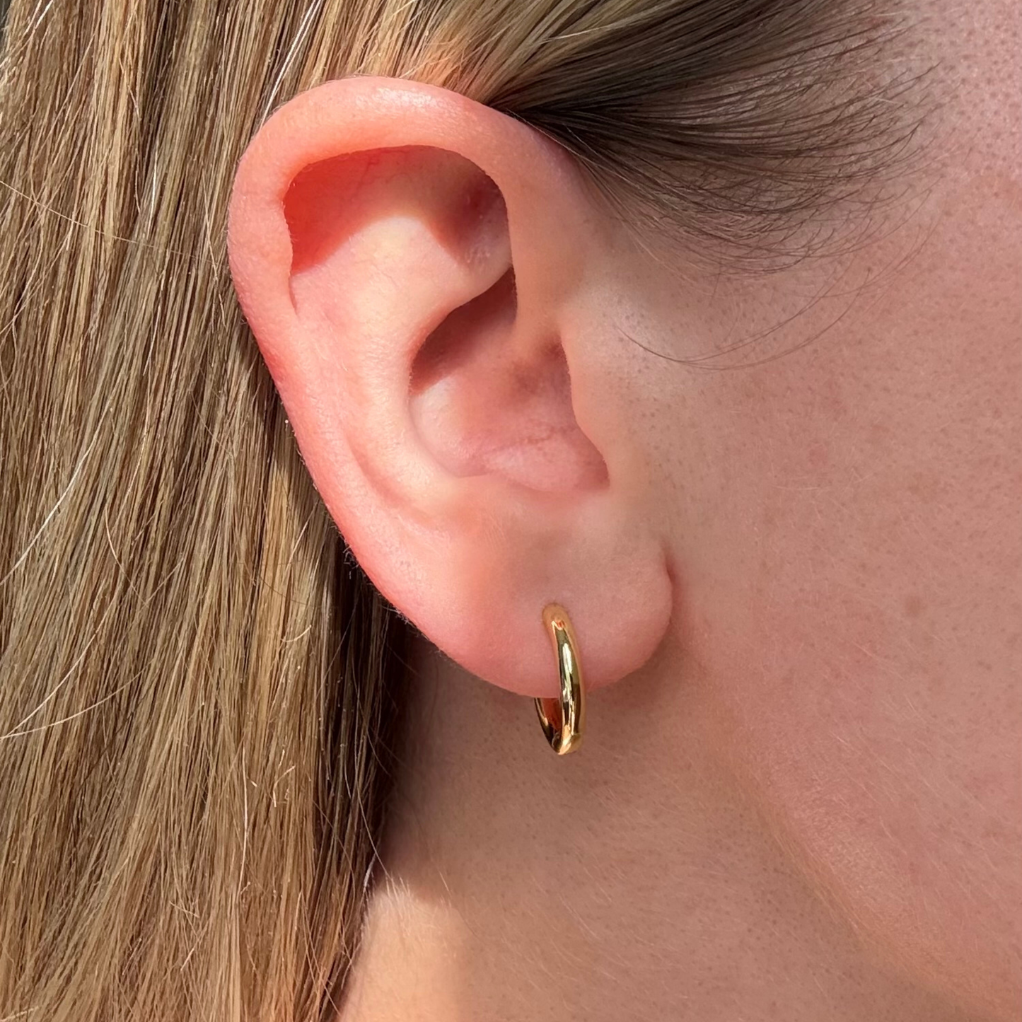 Cleo Mini Hoop Earrings